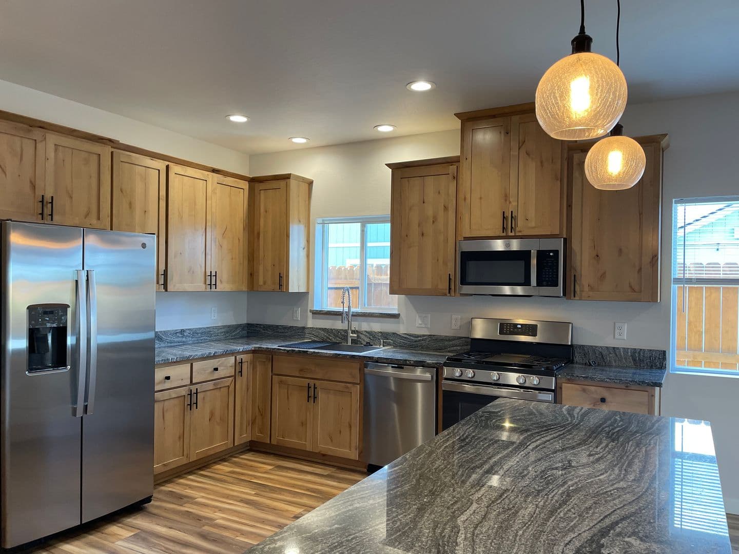 Medford House: 1380 Fleming Way