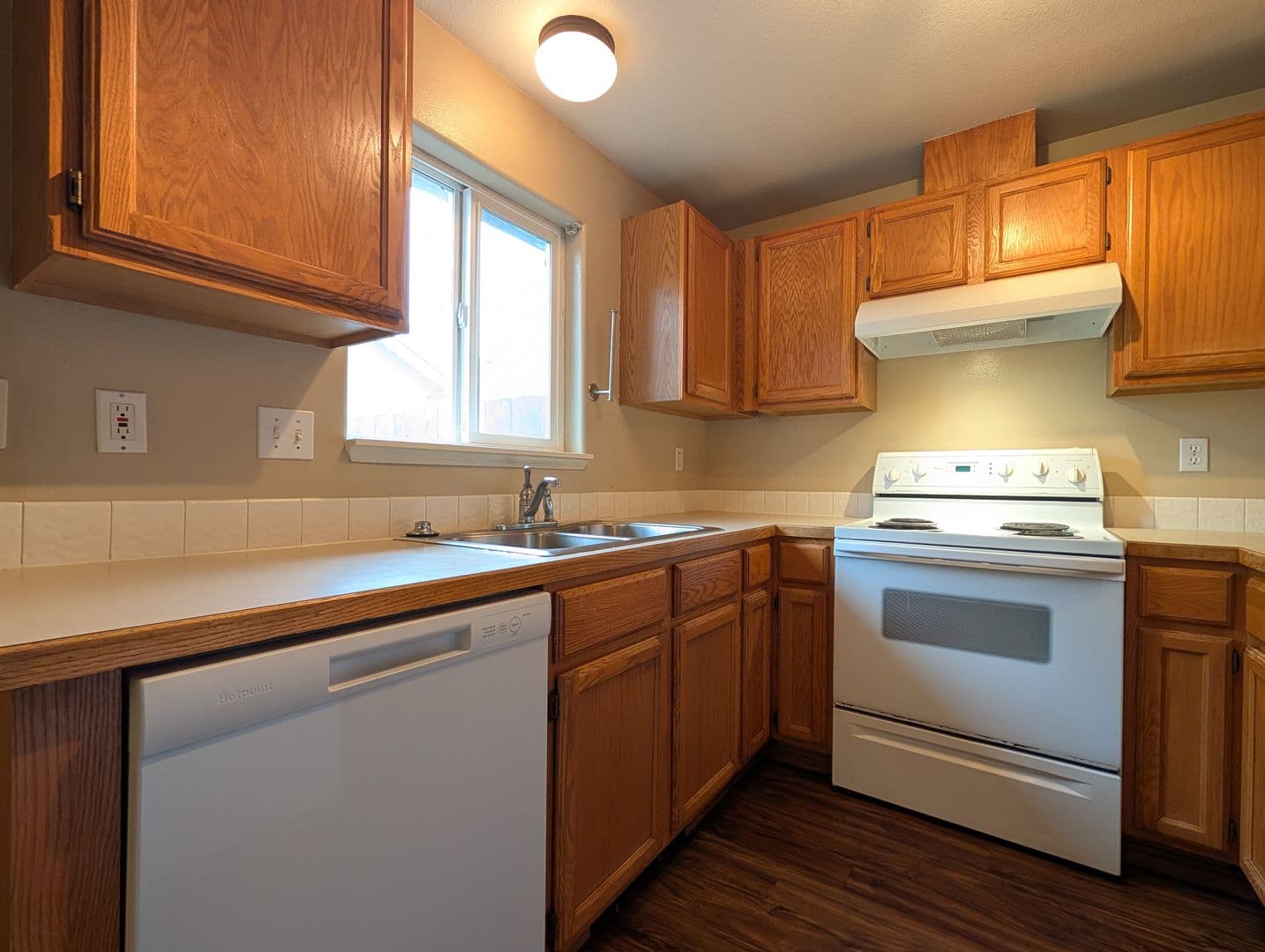 Springfield House: 2068 Scott Road