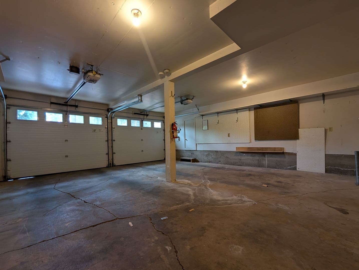 Eugene House: 2660 Bowmont Dr