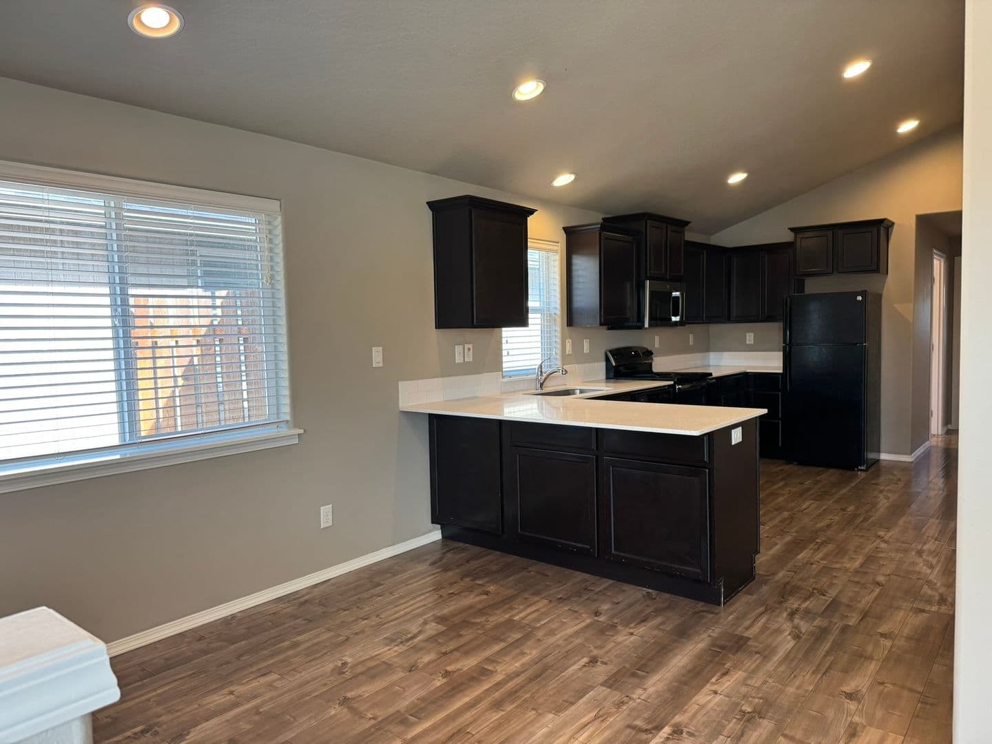 Cottage Grove House: 234 River Walk Place