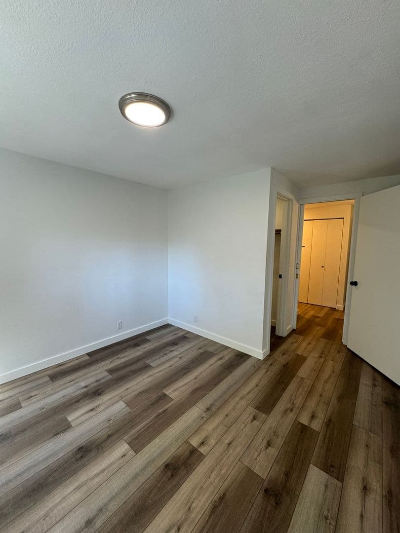Eugene House: 2676 Carbona St
