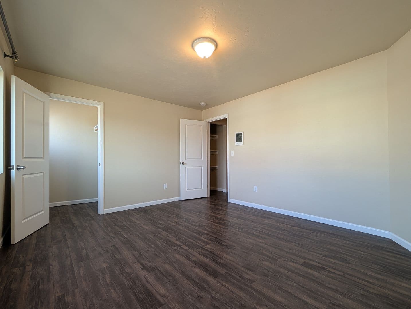 Springfield House: 307 Main St Unit 2