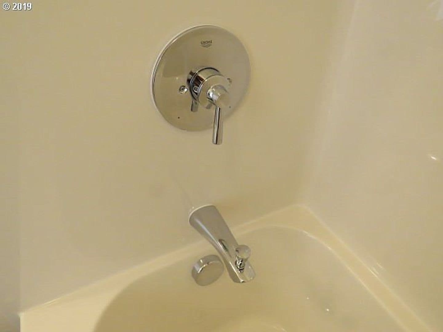 Portland Apartment: 2121-2127 SE Caruthers