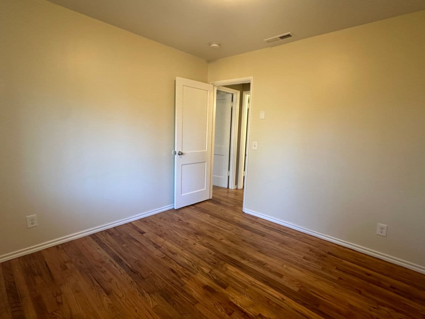 Portland House: 11132 East Burnside