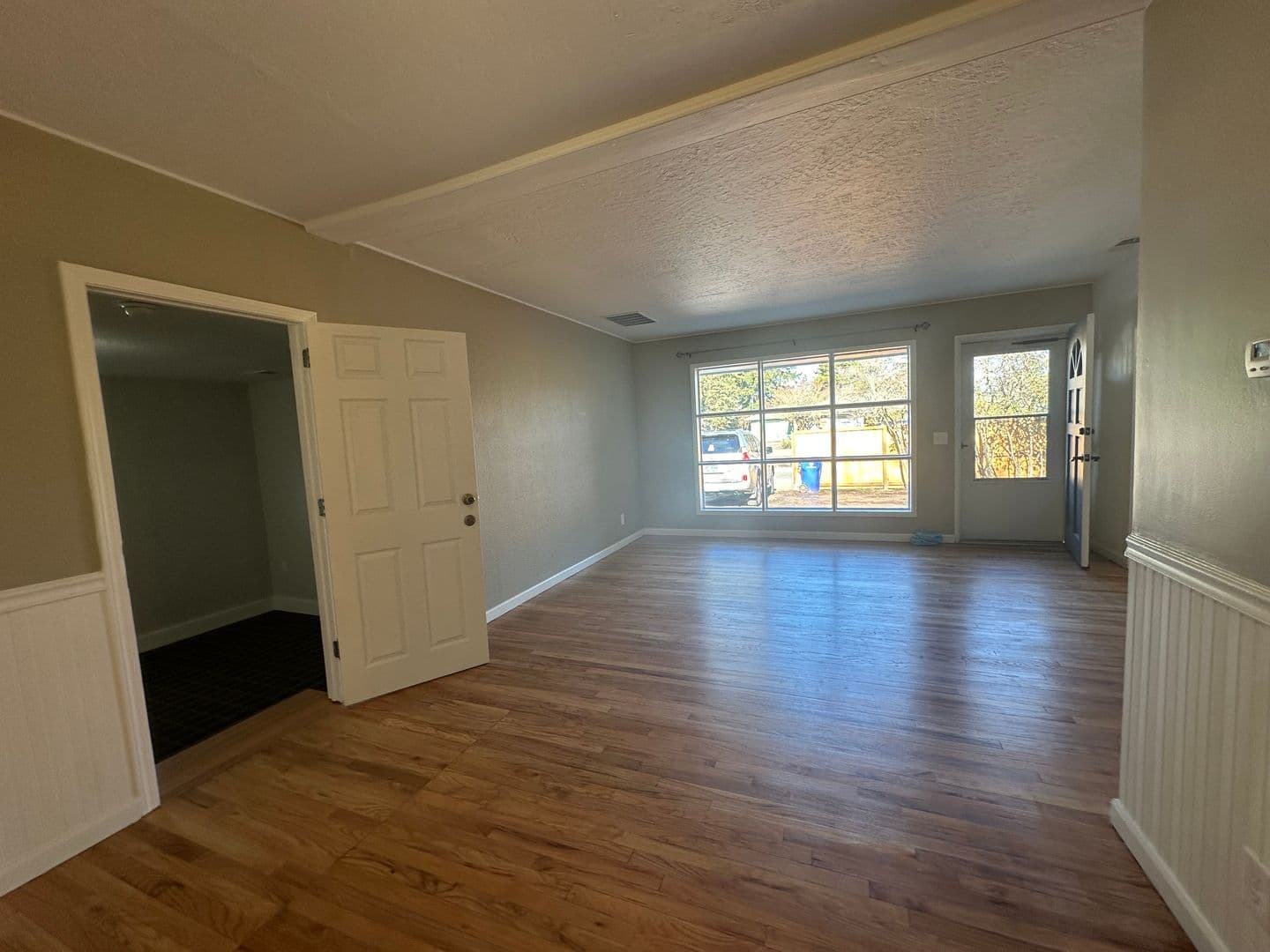 Portland House: 11132 East Burnside