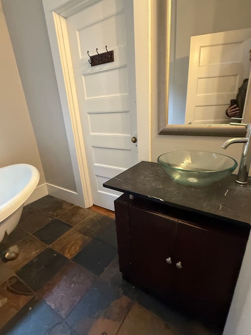 Portland Apartment: 3001 SE Ankeny