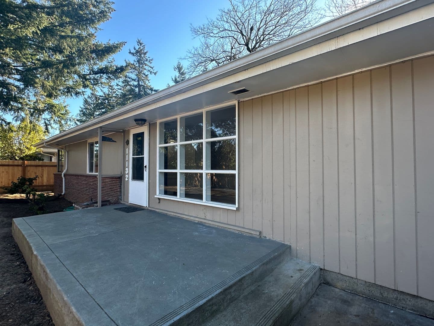 Portland House: 11132 East Burnside