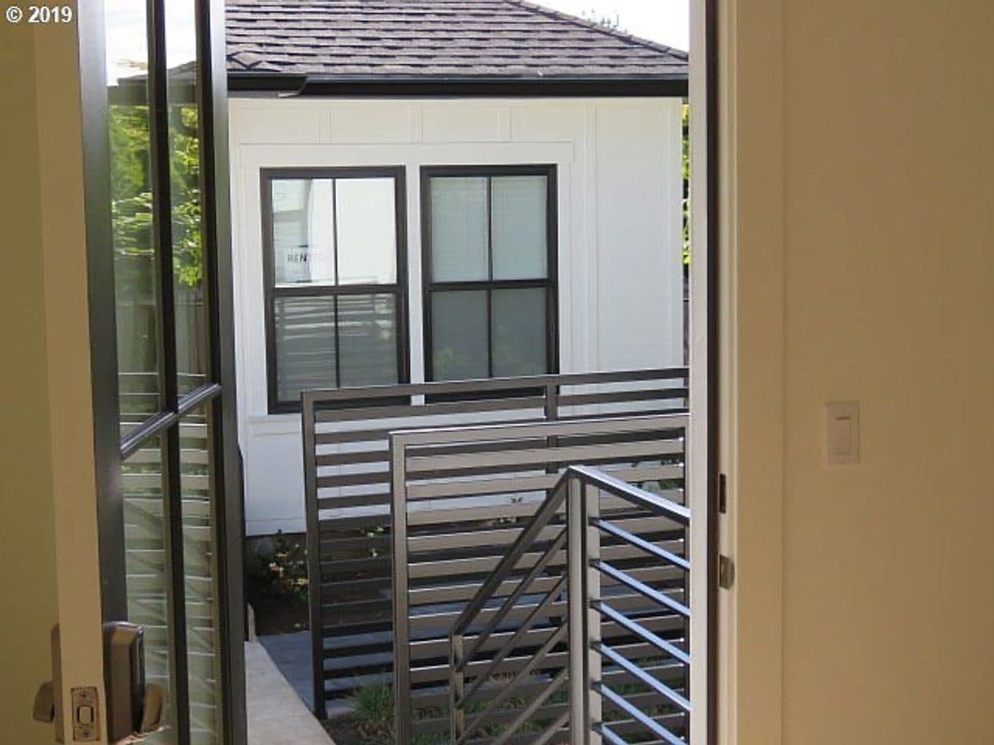 Portland Apartment: 2121-2127 SE Caruthers