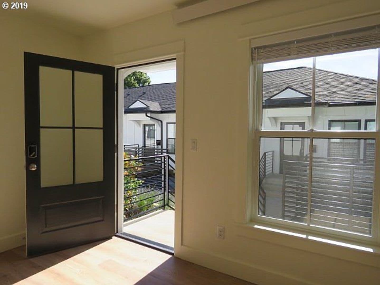 Portland Apartment: 2121-2127 SE Caruthers
