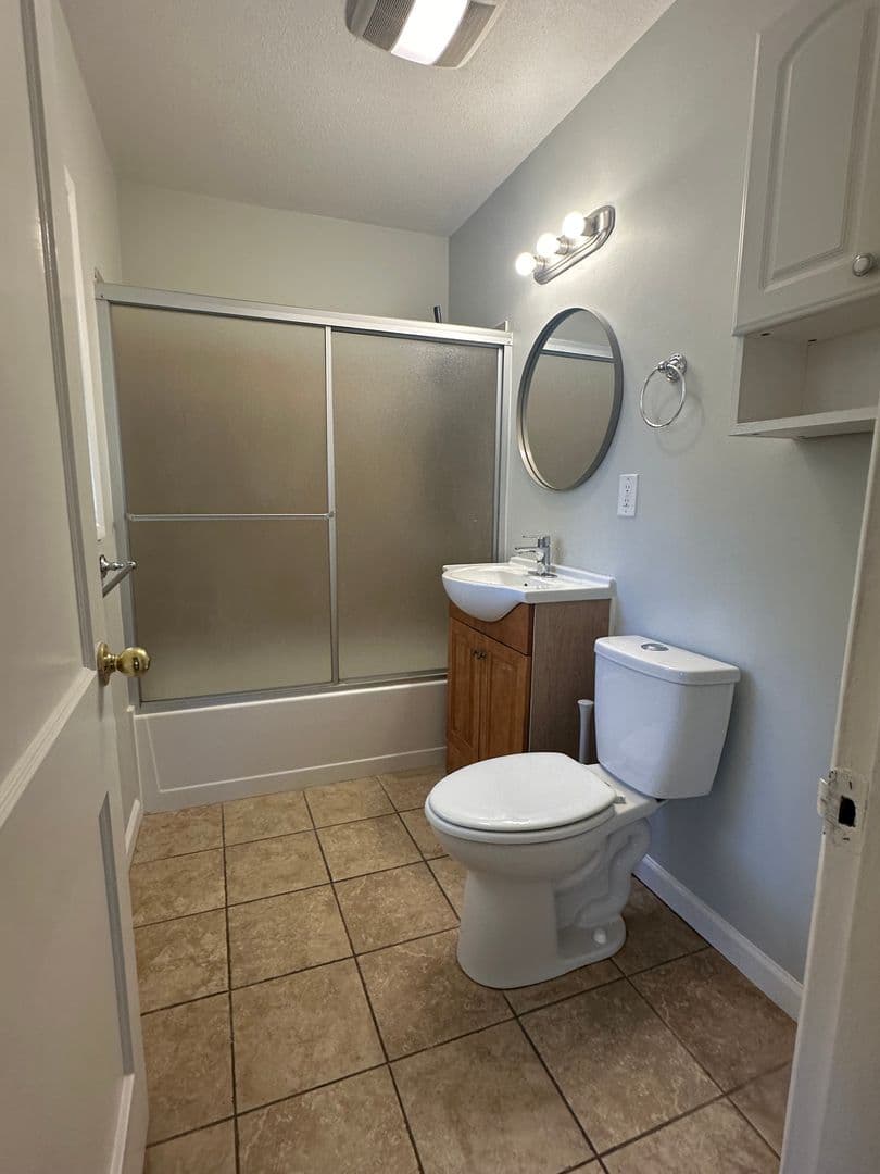 Portland House: 11132 East Burnside