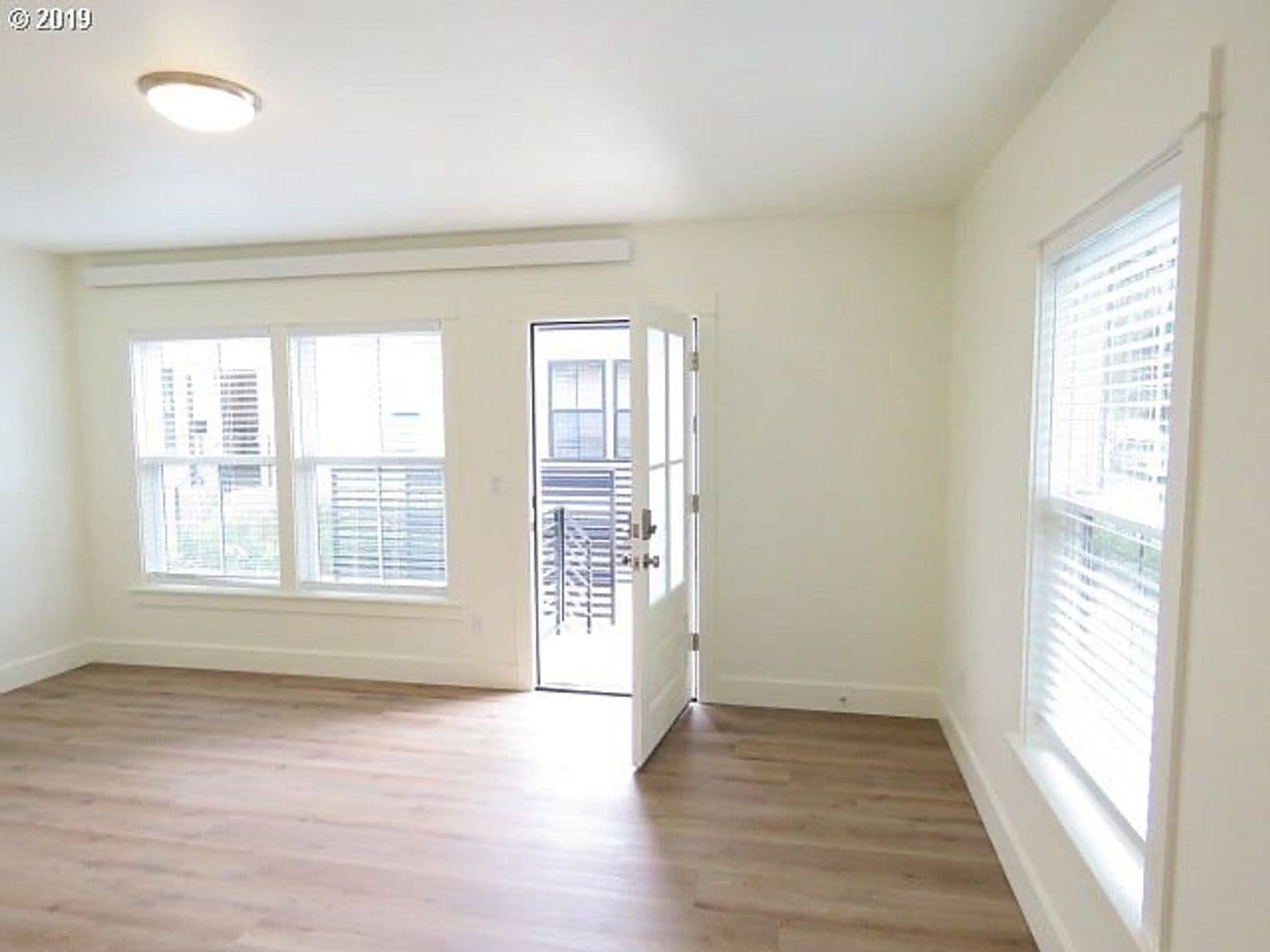 Portland Apartment: 2121-2127 SE Caruthers