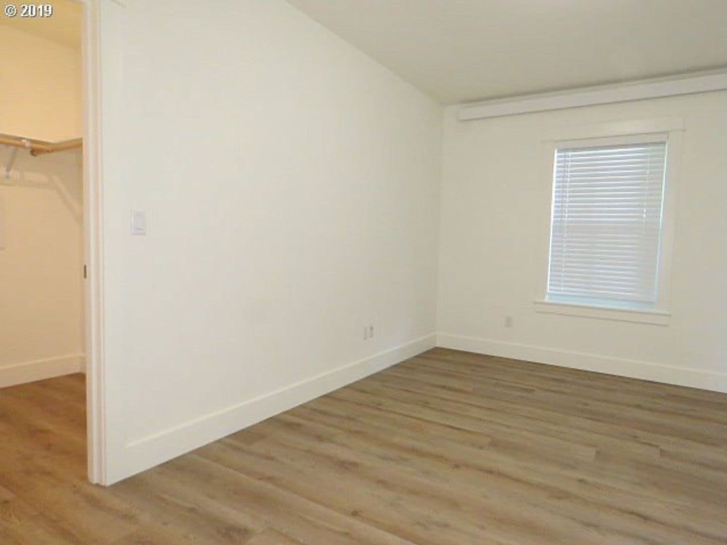 Portland Apartment: 2121-2127 SE Caruthers