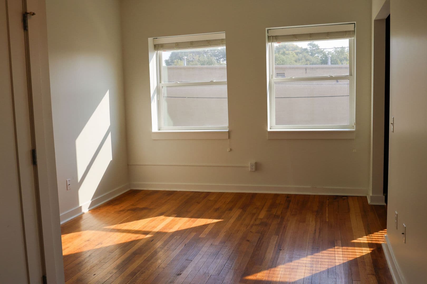 Omaha Apartment: 907 South 25th Street