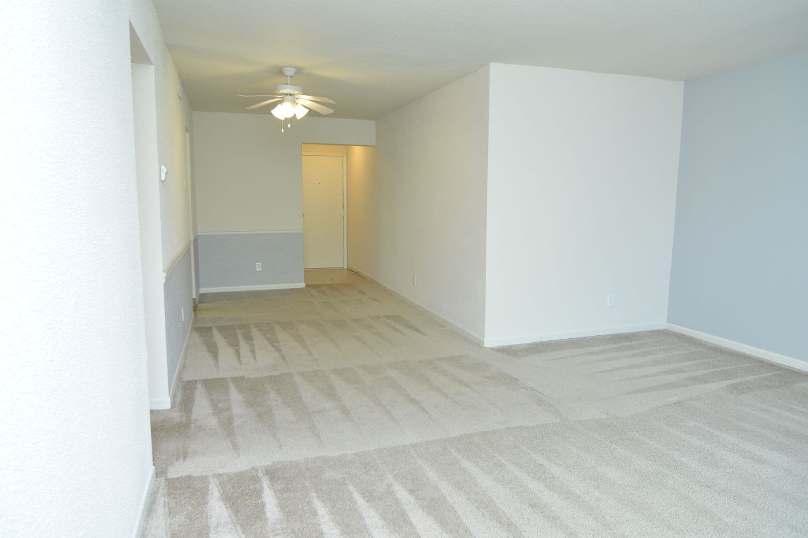 Omaha Apartment: 5806 S 141st Plz