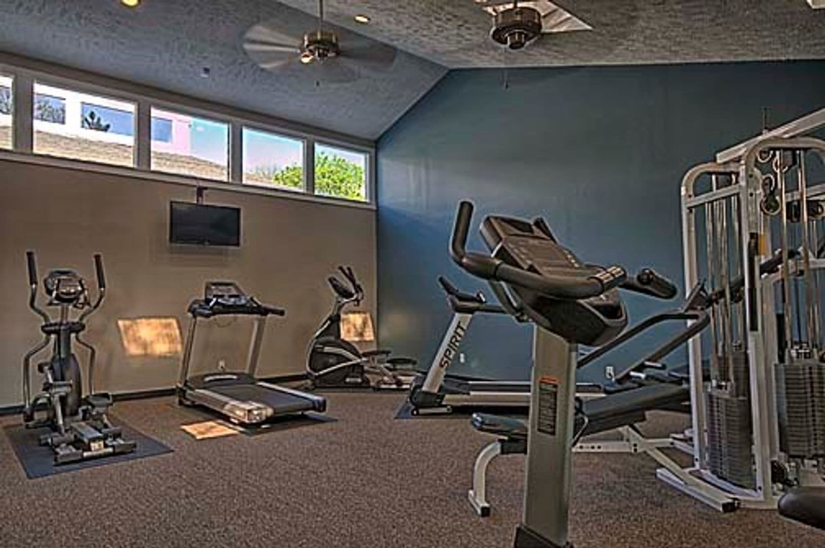 Omaha Apartment: 5344 S 99th Street
