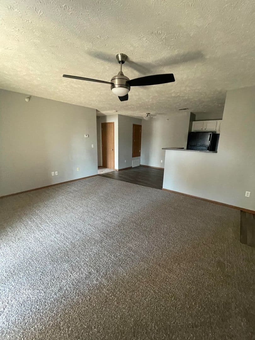 Omaha Apartment: 15551 Adams Street  #101