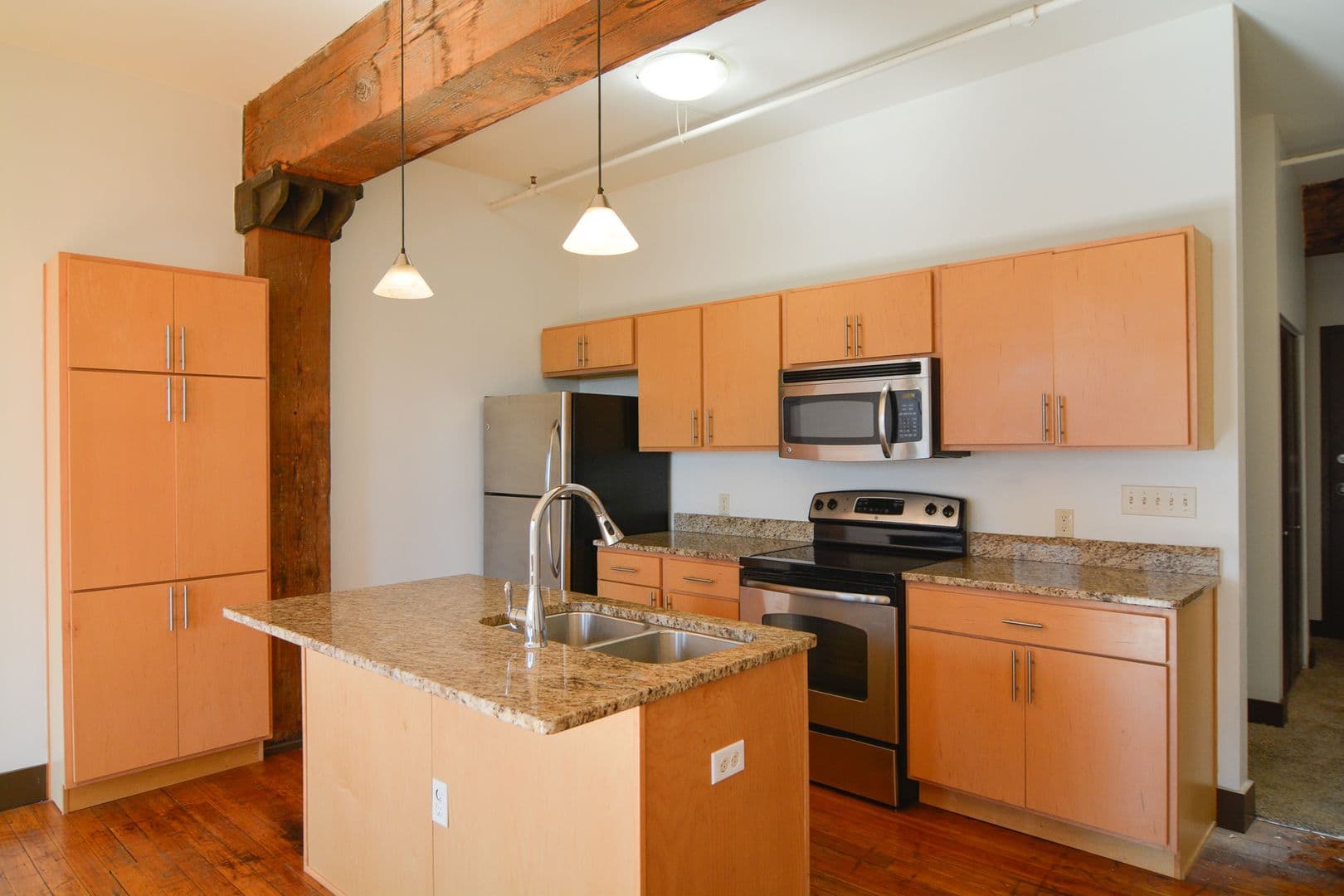 Omaha Apartment: 424 S. 12th Street
