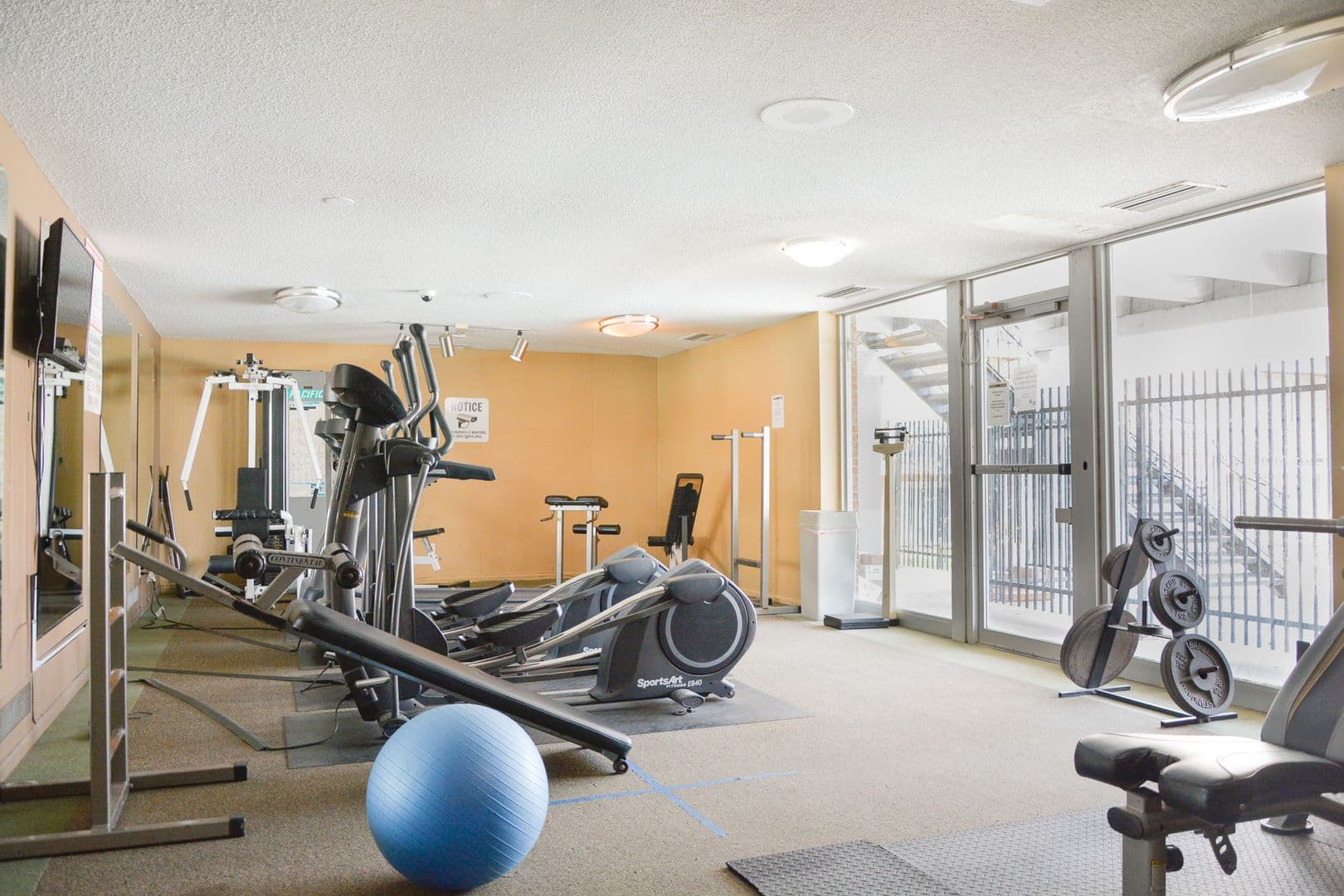 Omaha Apartment: 11766 Wakeley Plz