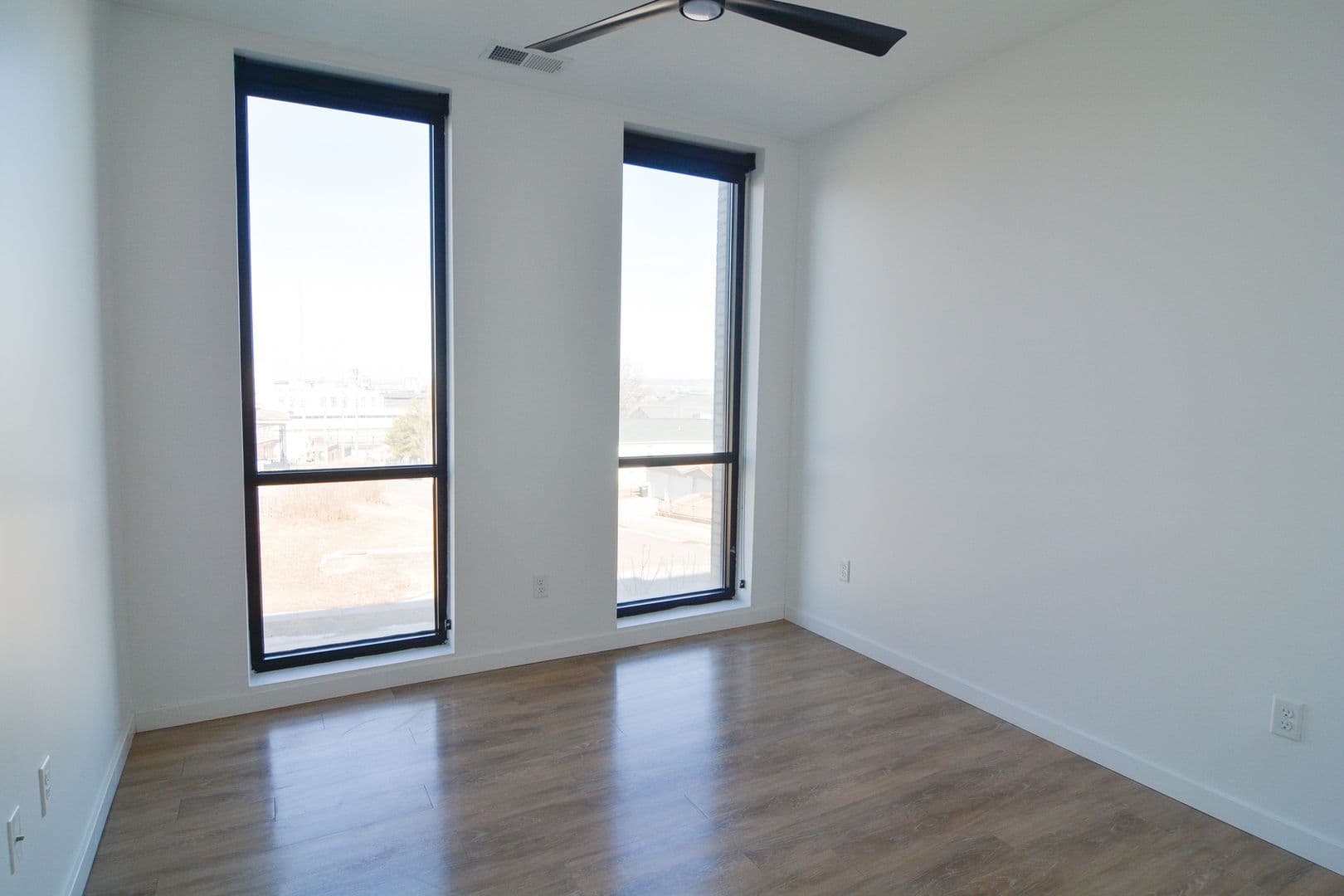 Omaha Apartment: 925 Pierce Street