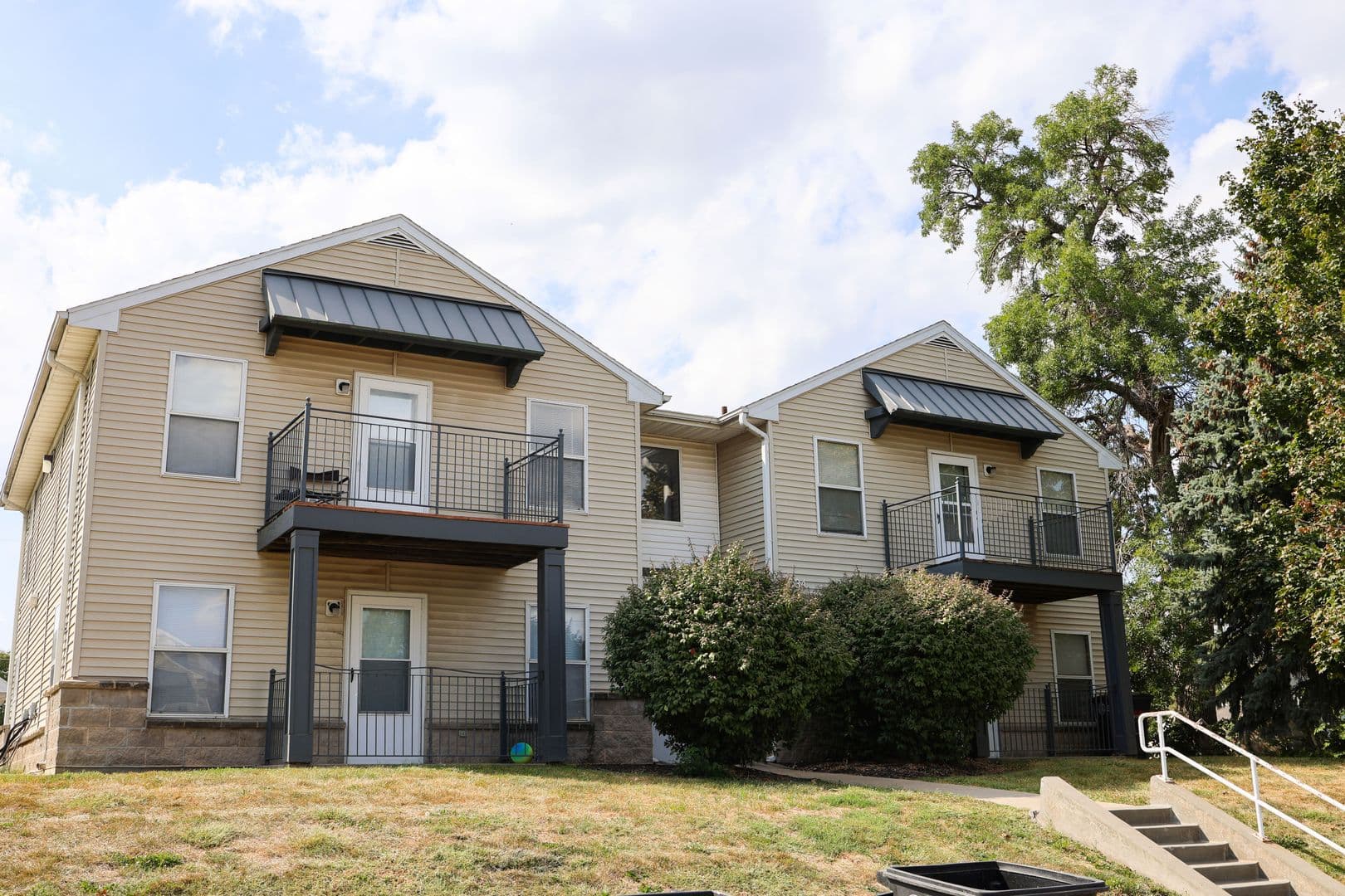 Omaha Apartment: 1833 N 18th Street