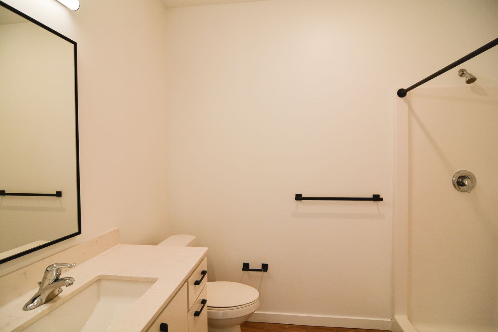 Omaha Apartment: 925 Pierce Street