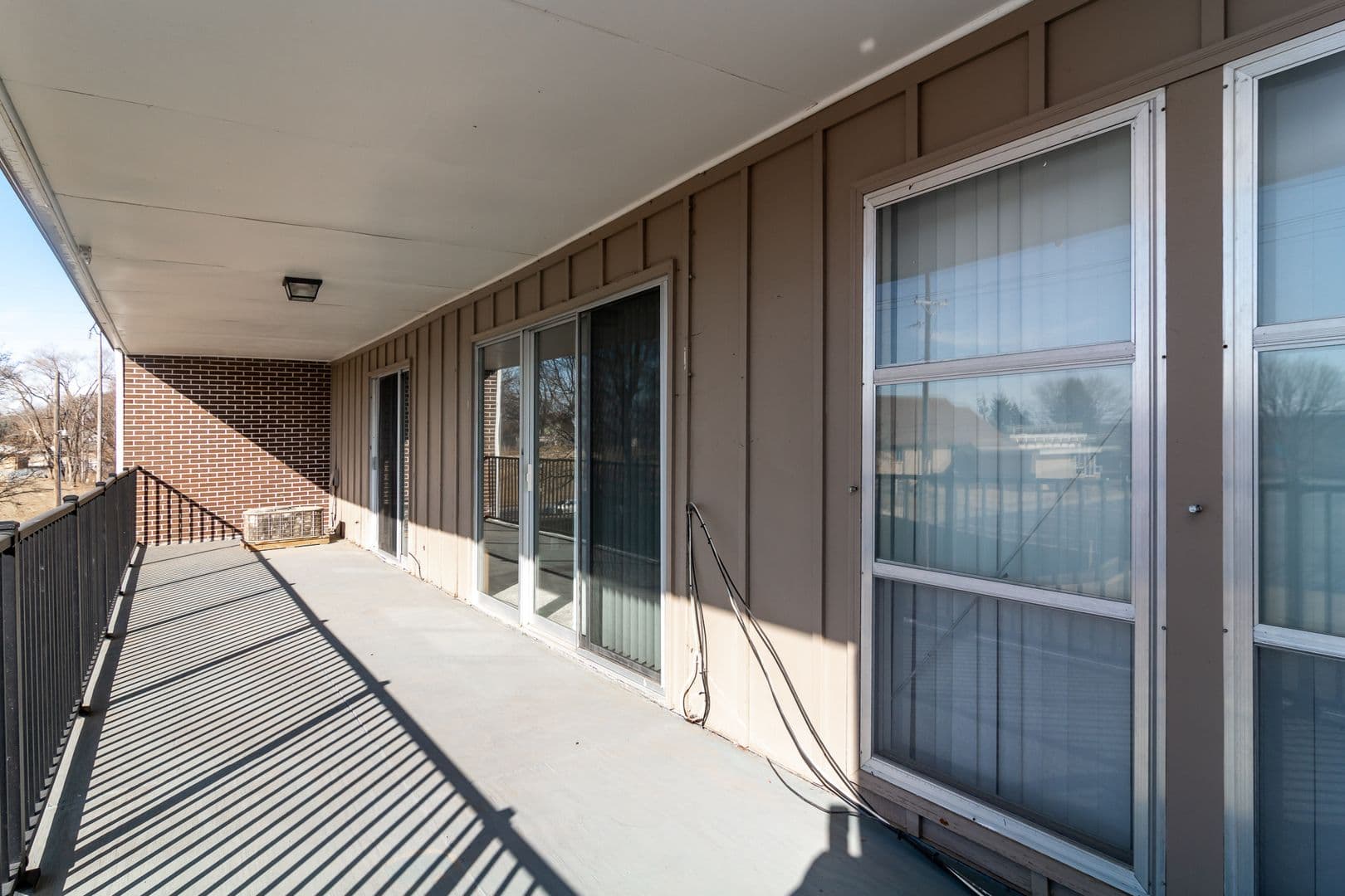 Omaha Apartment: 556 N 88th Plz
