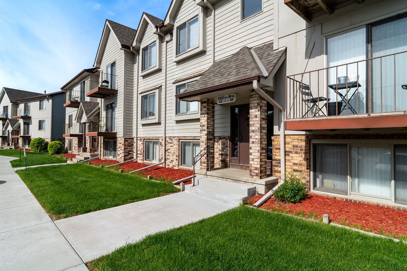 Omaha Apartment: 6300 South 96th Street