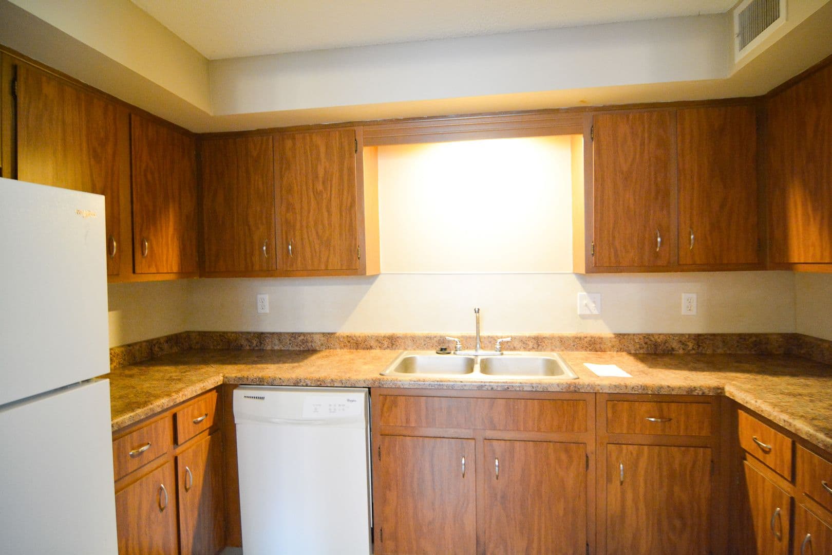 Omaha Apartment: 11766 Wakeley Plz