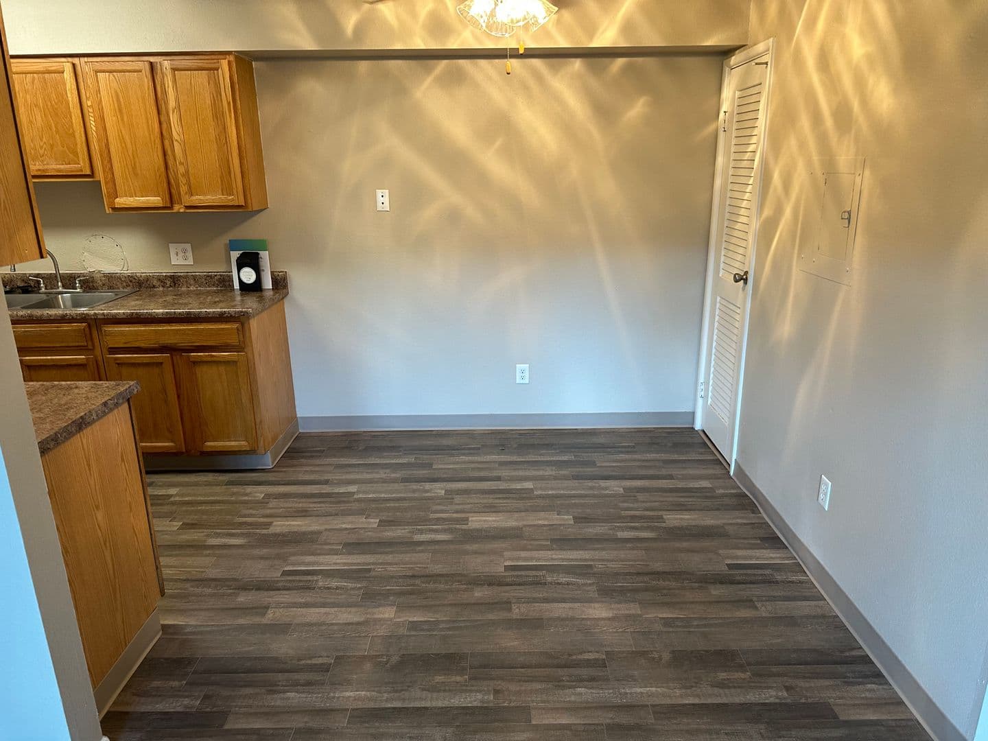 Omaha Apartment: 5344 S 99th Street