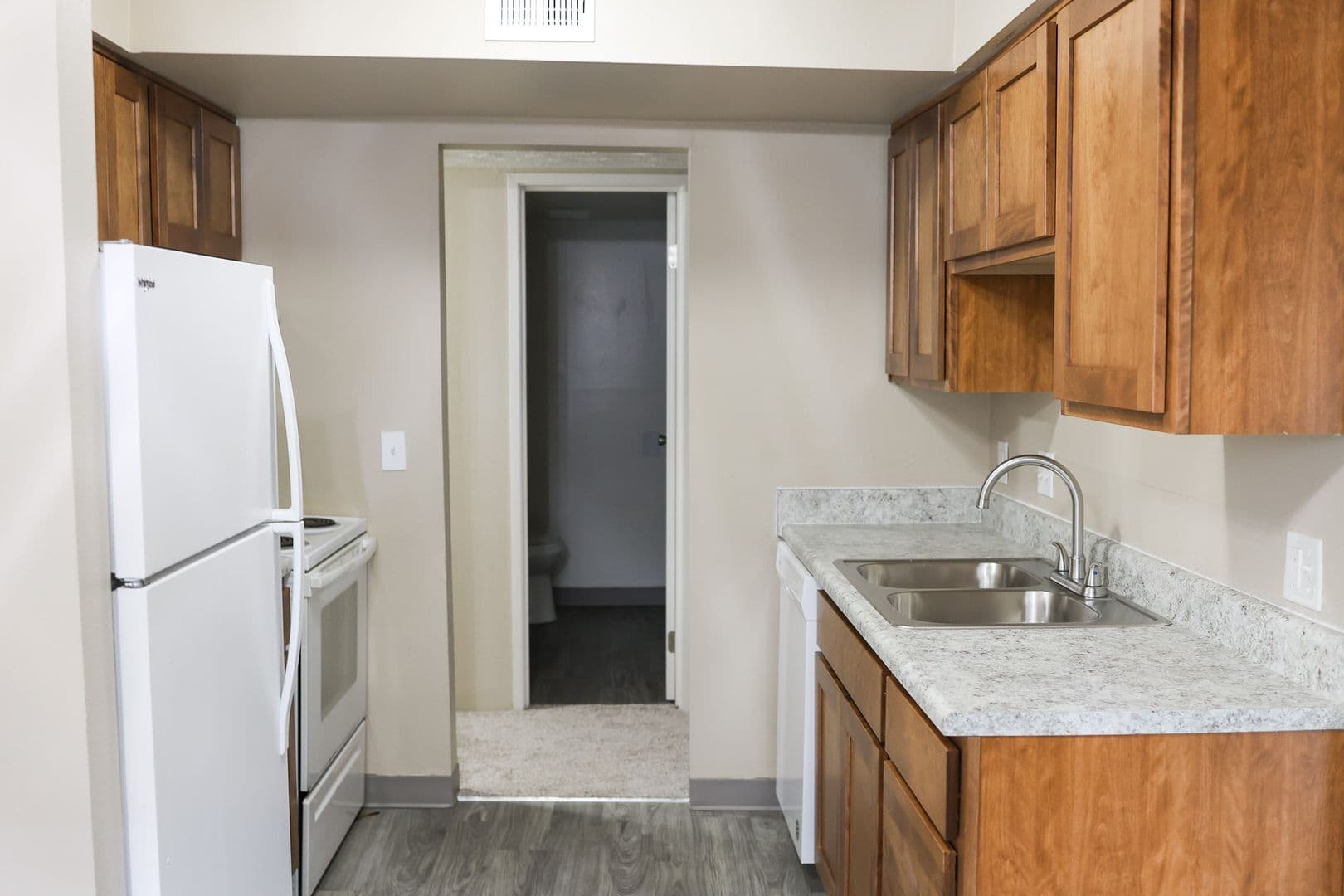 Council Bluffs Apartment: 800 N 34th Street #18