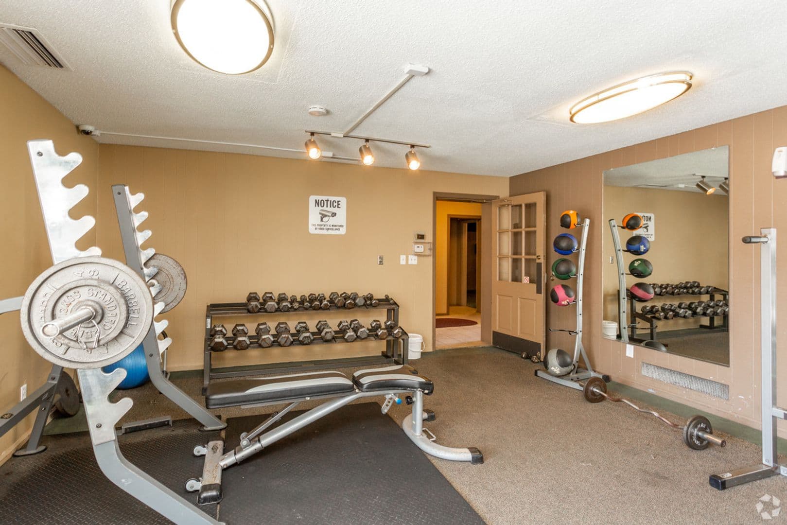 Omaha Apartment: 11766 Wakeley Plz
