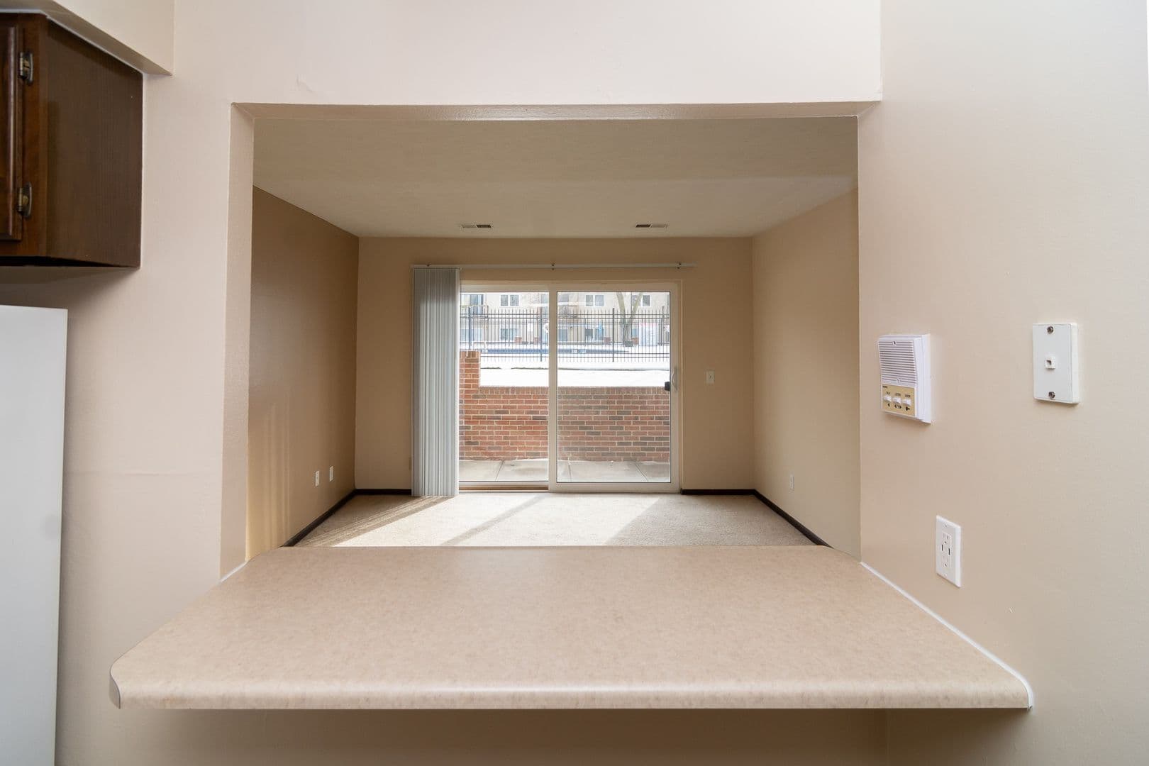 Omaha Apartment: 950 S 69th Street
