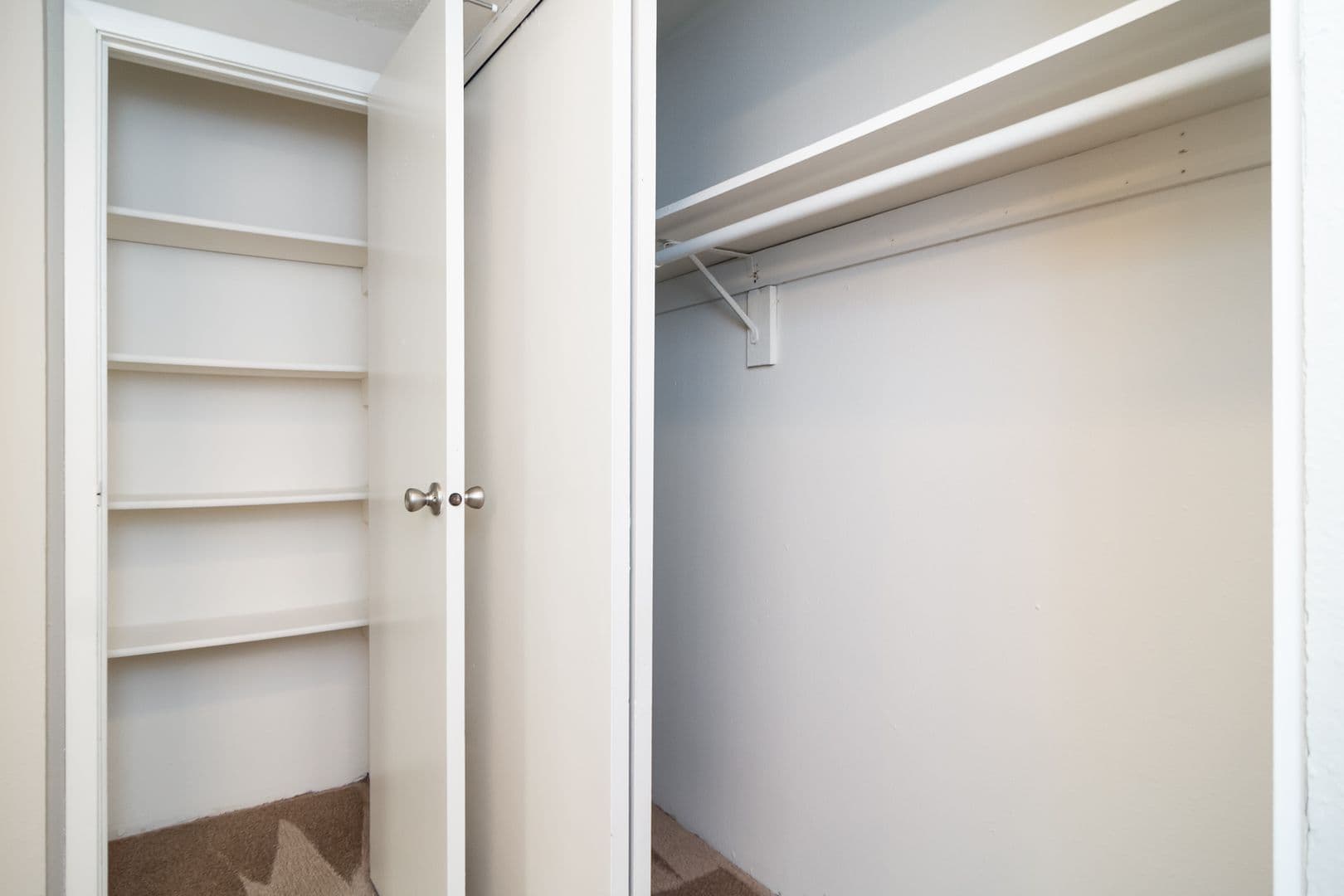 Omaha Apartment: 5344 S 99th Street