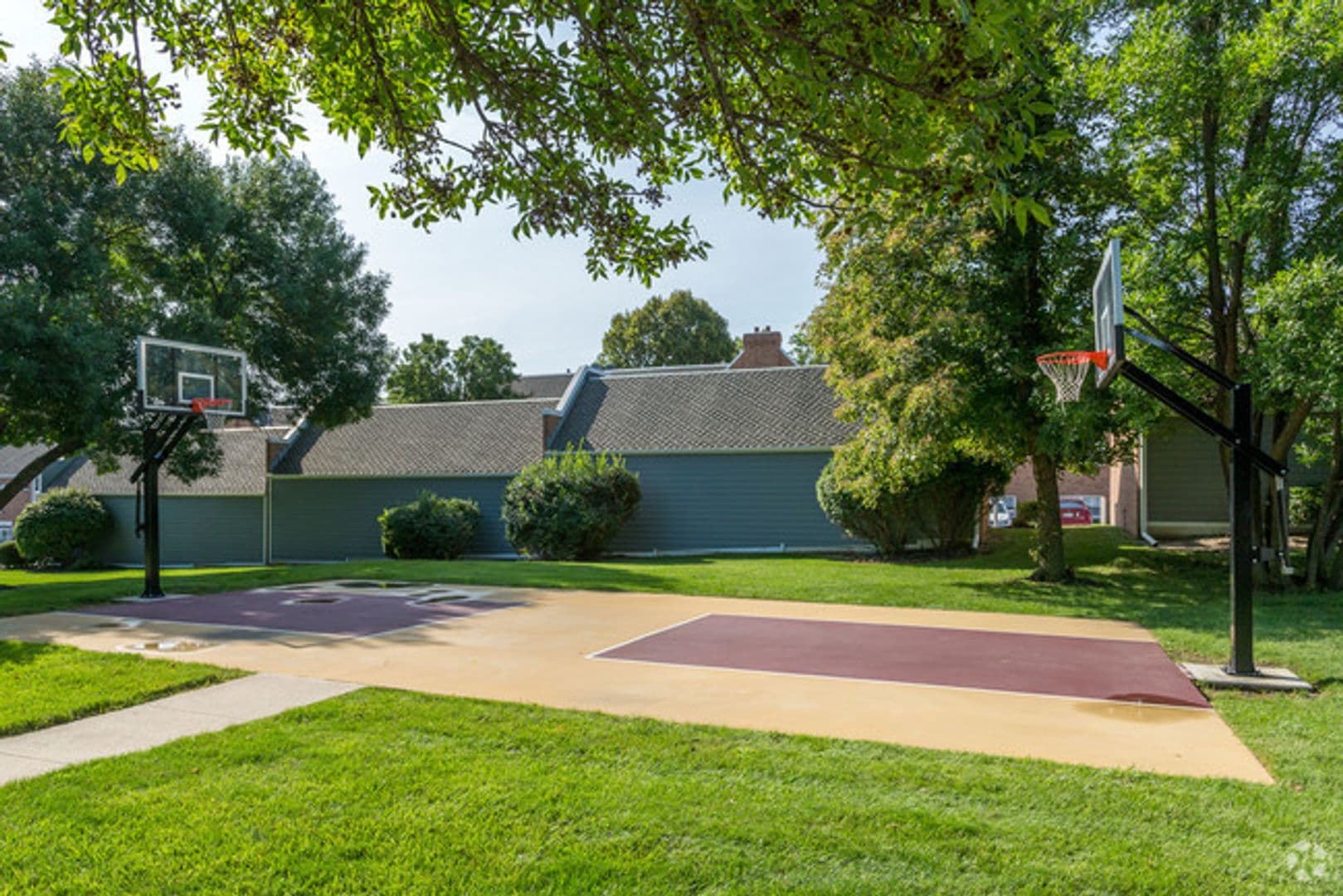 Omaha Apartment: 11766 Wakeley Plz