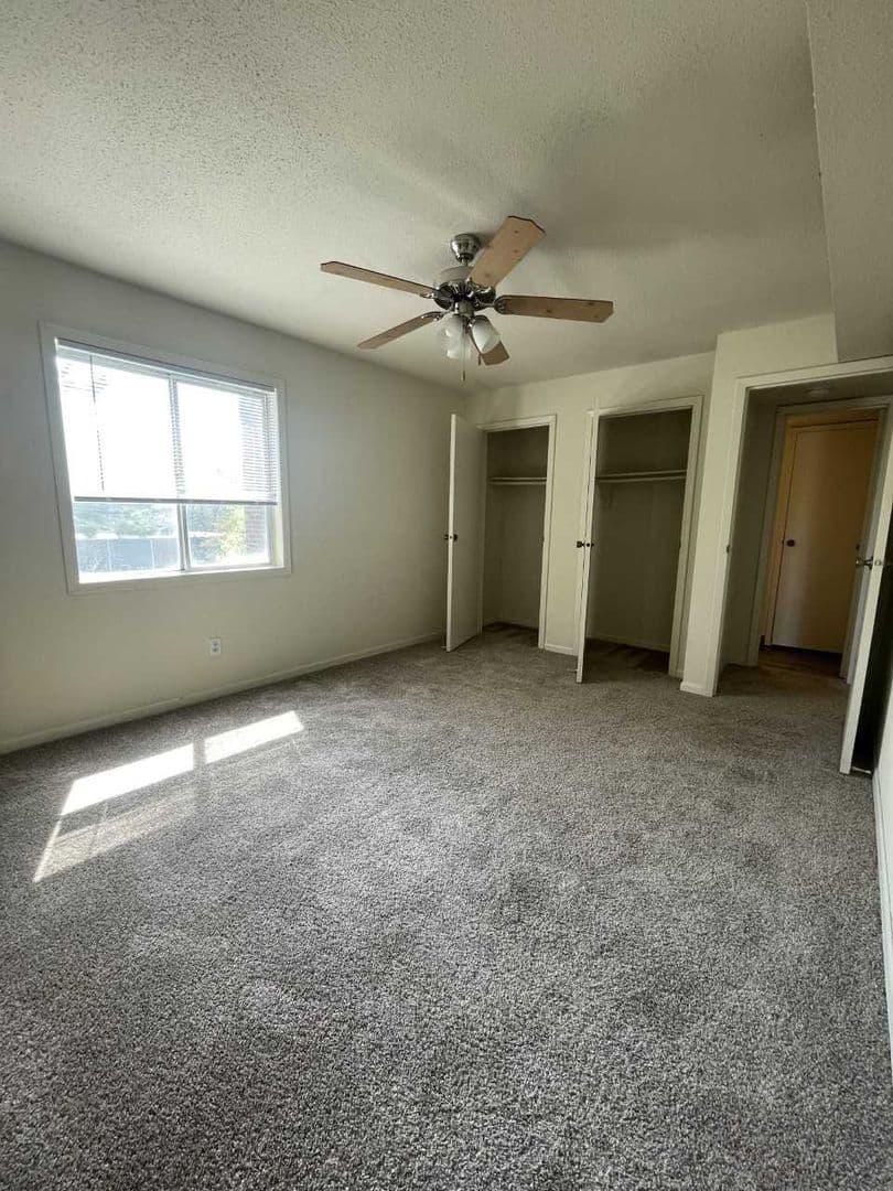 Omaha Apartment: 5806 S 141st Plz