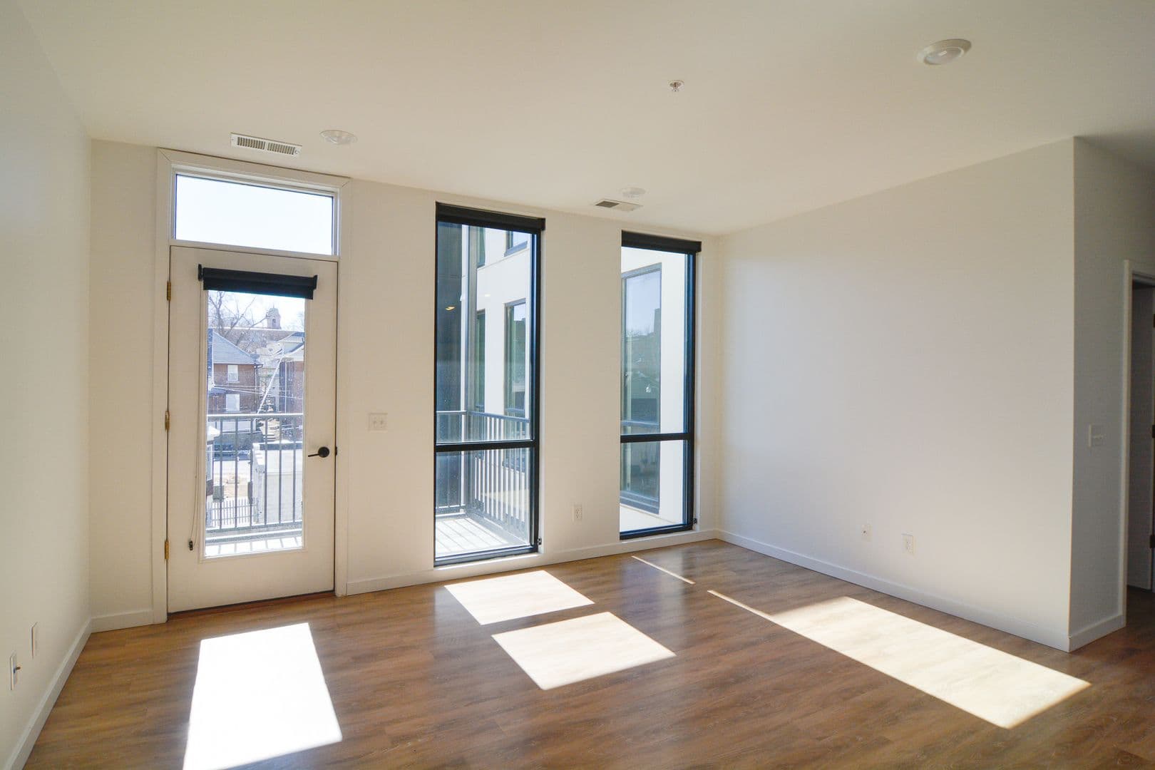 Omaha Apartment: 925 Pierce Street