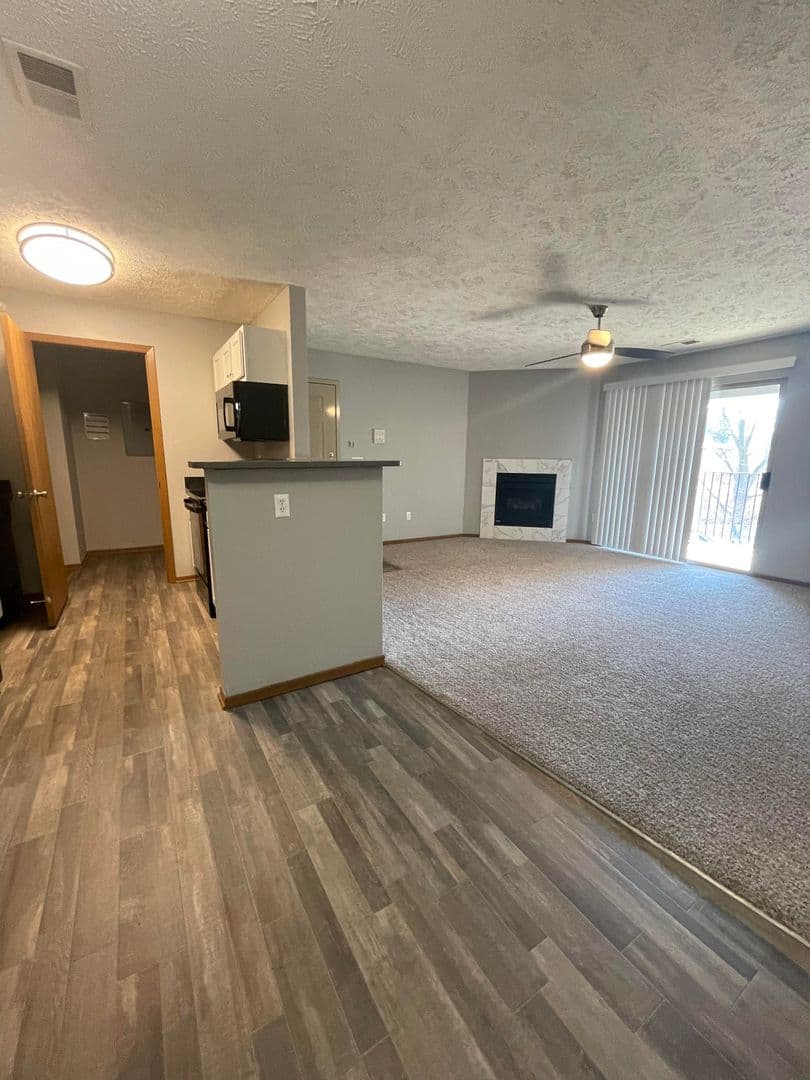 Omaha Apartment: 15551 Adams Street  #101