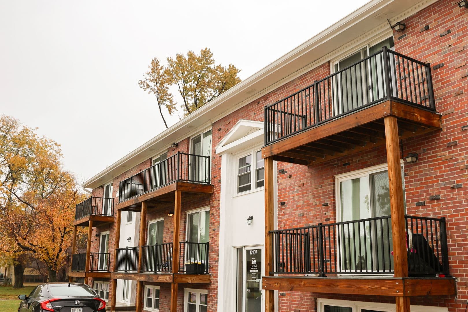 Omaha Apartment: 2323 Village Court