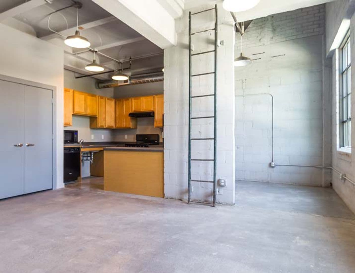 Omaha Apartment: 3101 S 24th Street