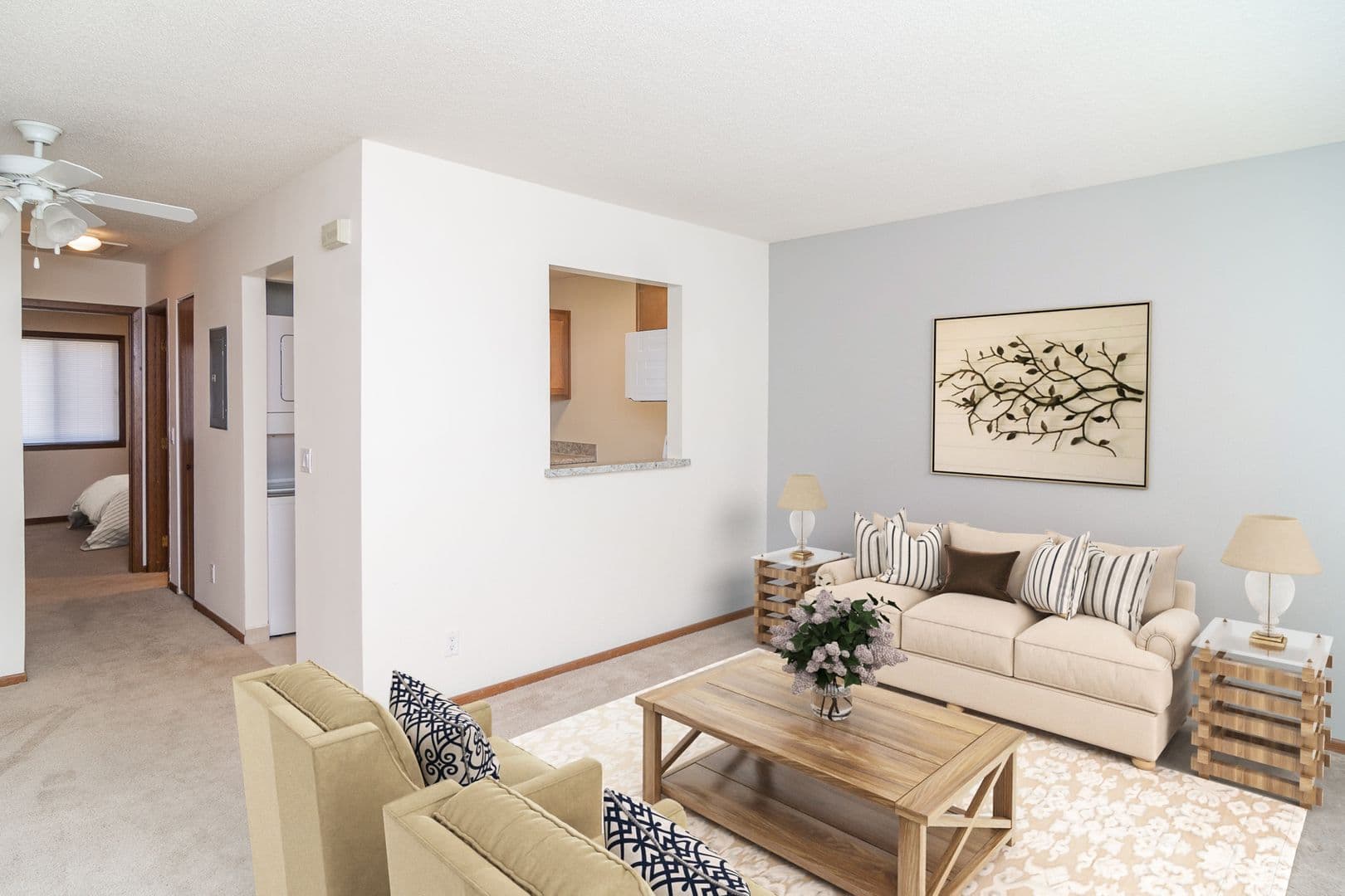 Omaha Apartment: 3222 S 68th Plaza