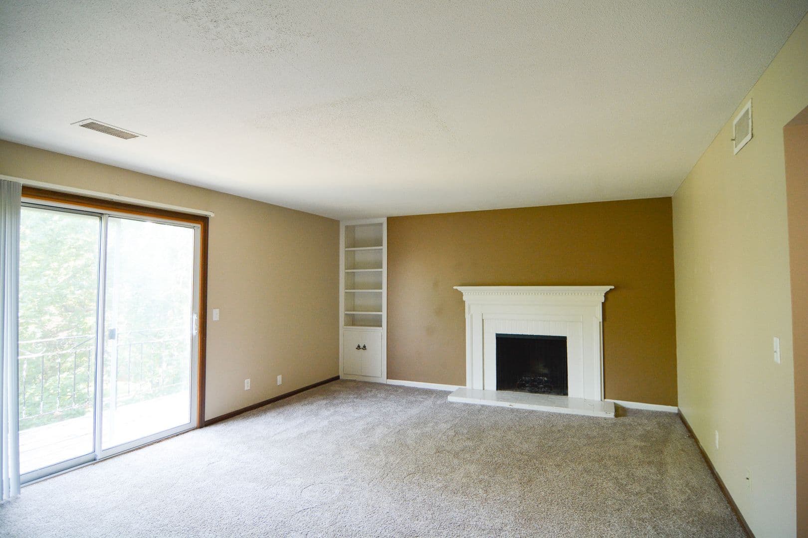 Omaha Apartment: 11766 Wakeley Plz