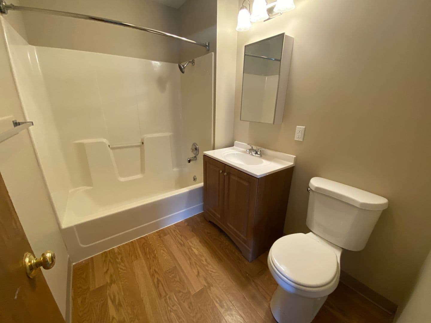Omaha Apartment: 1833 N 18th Street