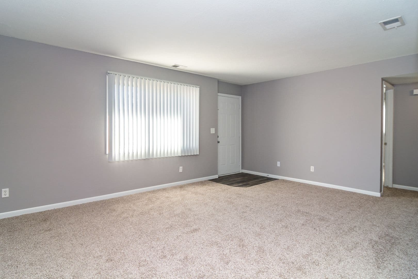 Bellevue Apartment: 1511 Thomas Drive