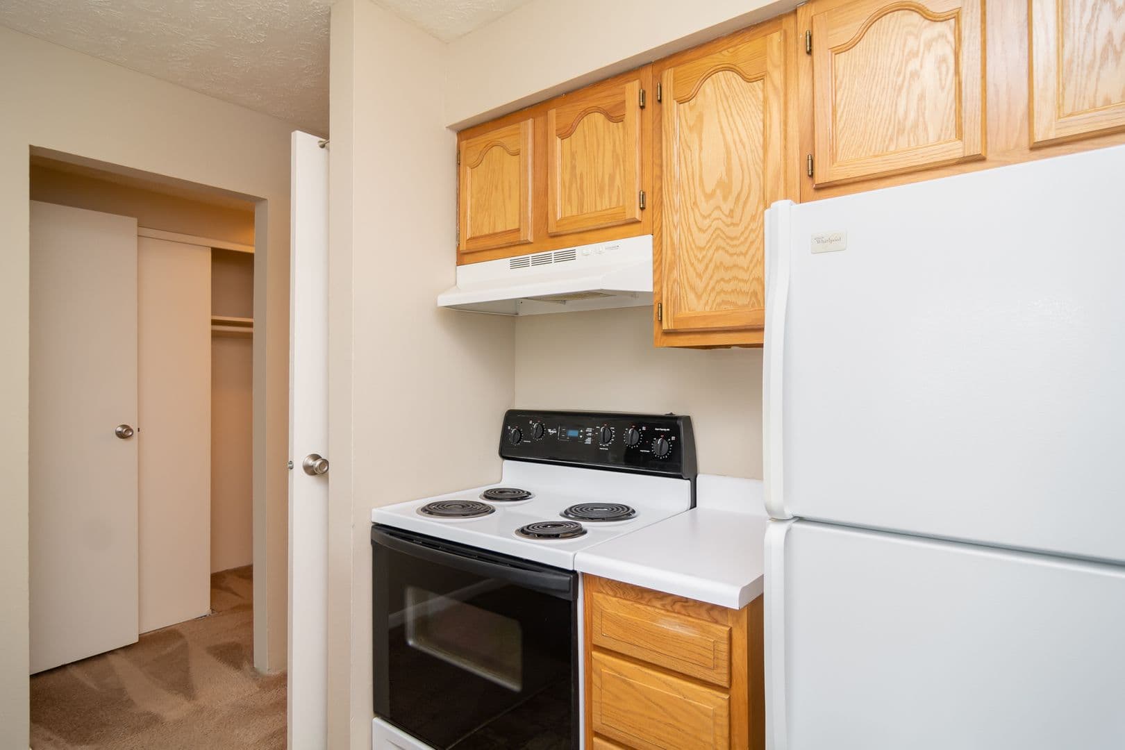 Omaha Apartment: 5344 S 99th Street