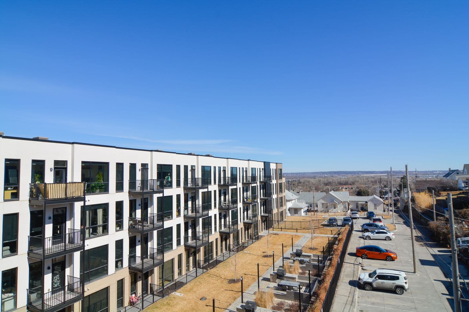 Omaha Apartment: 925 Pierce Street