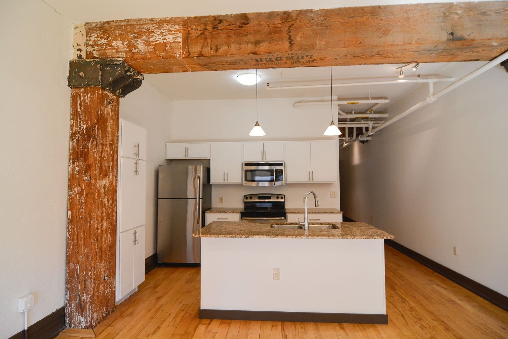Omaha Apartment: 424 S. 12th Street