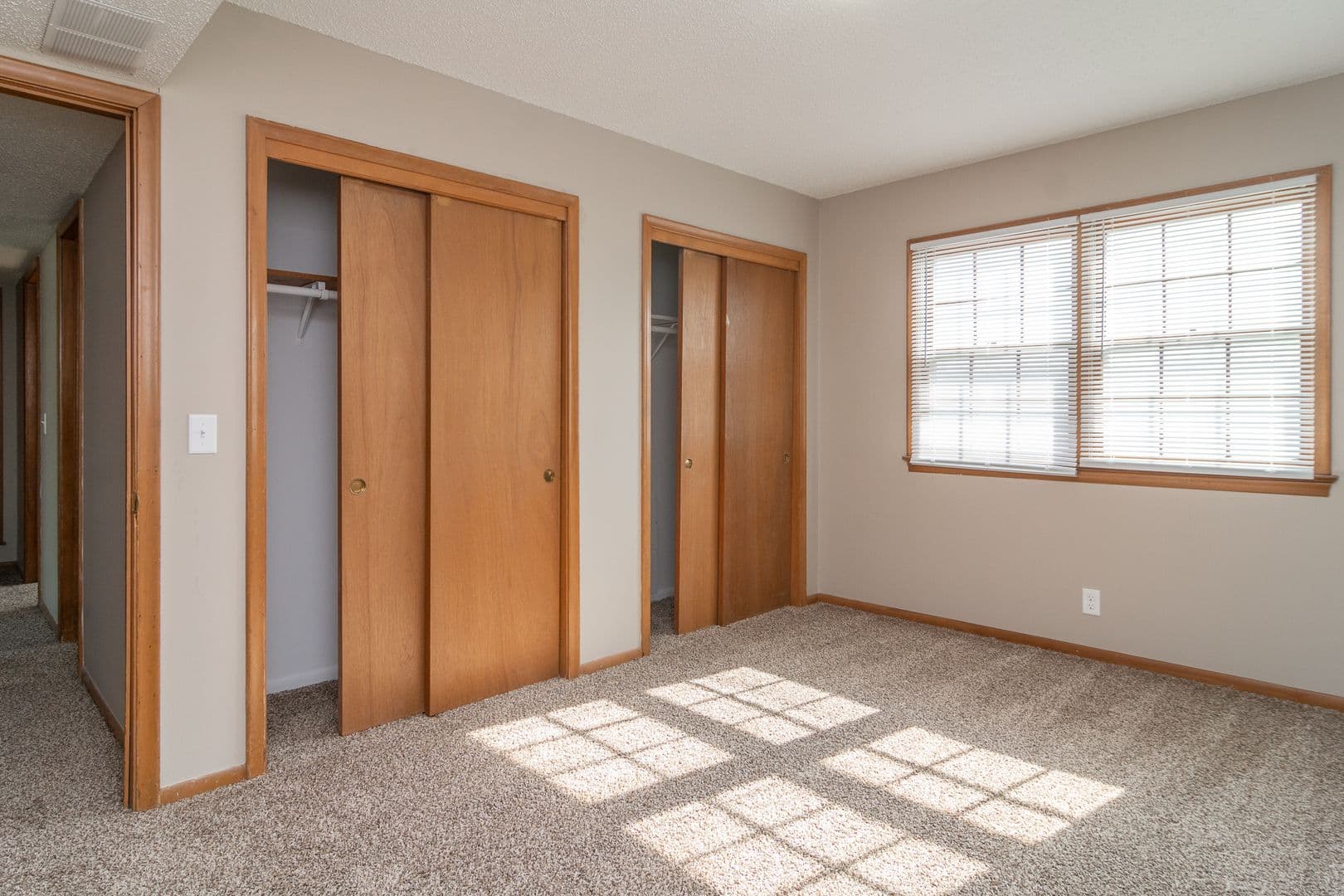 Omaha Apartment: 2323 Village Court