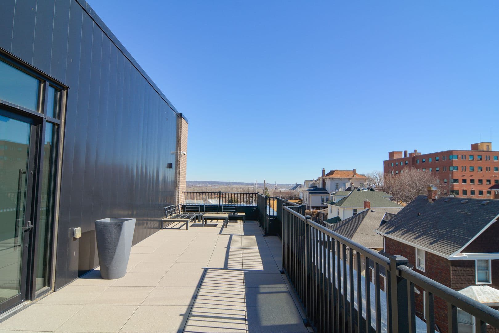 Omaha Apartment: 925 Pierce Street