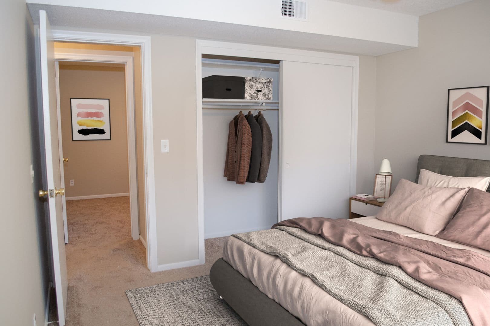 Omaha Apartment: 8500 Ohern