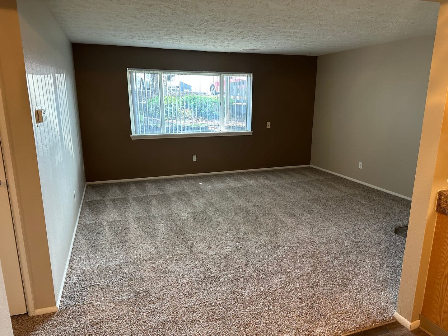 Omaha Apartment: 5344 S 99th Street
